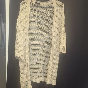 Open-Knit Cream Women’s Shrug Poncho